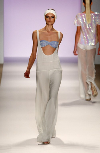 Illustration for article titled Fashion Show: Erin Fetherston
